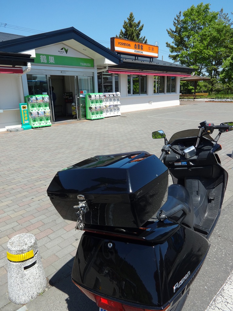 バイクで帰青！【5/11】 快晴の東北道！着いて怒られる_d0061678_191513.jpg