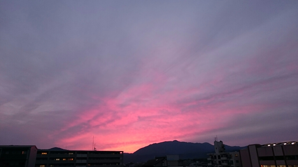 本日の夕焼け_b0122979_19104417.jpg