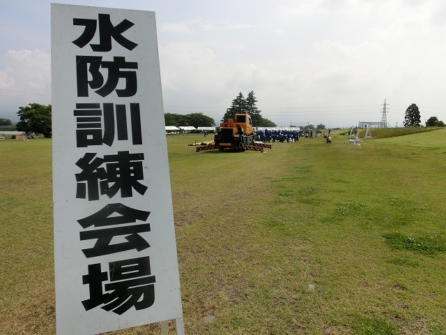 豪雨シーズンに備えた27年度富士市水防訓練_f0141310_7202838.jpg
