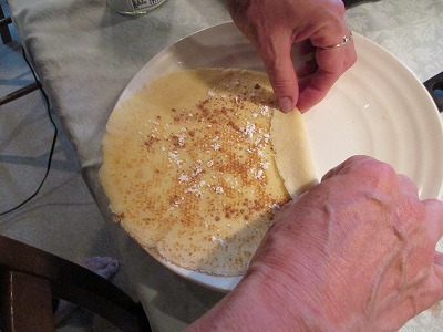パラチンキ palačinky=つまみ食いが一番=_f0206019_13523384.jpg