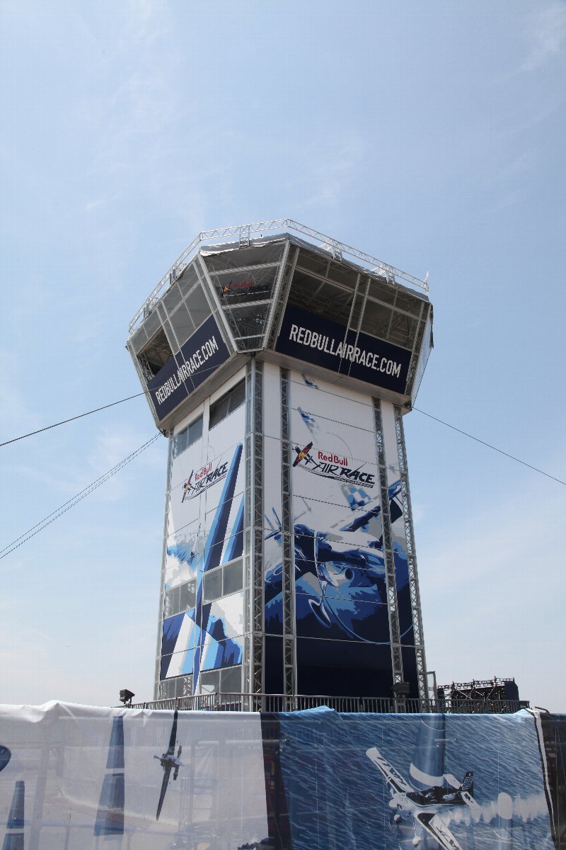 RED BULL AIR RACE!!_f0215134_22305610.jpg