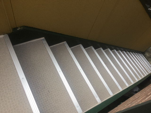 防水シート工事最終日_f0031037_20594147.jpg