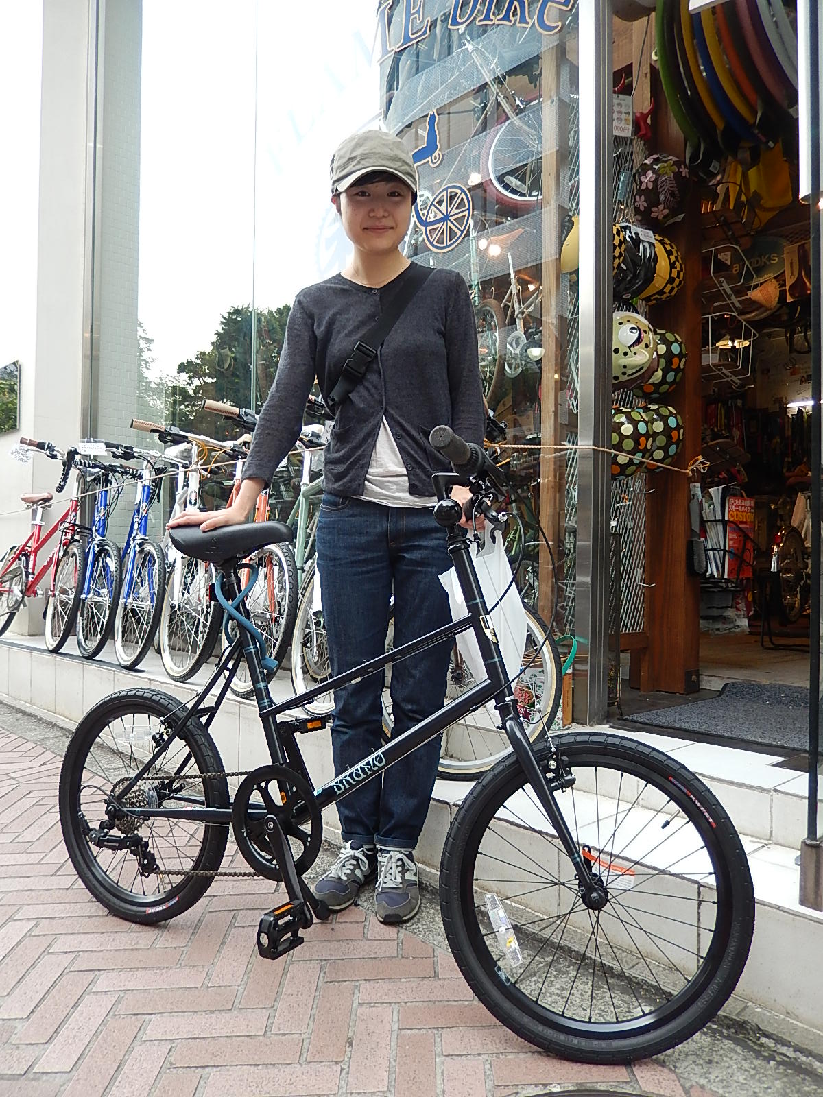 5月20日　渋谷　原宿　の自転車屋　FLAME bike前です_e0188759_181913.jpg