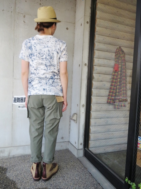 Universal Works ・・・ 粋な大人の総柄TEE!★!_d0152280_20535134.jpg