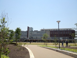 立命館大学の新キャンパス_b0043506_202458100.jpg