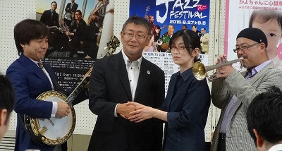 かよちゃんを救う会 へ寄金を 私の部屋へようこそ 愛を込めて2 かよちゃんを救う会 へ寄金を 私の部屋へようこそ 愛を込めて2