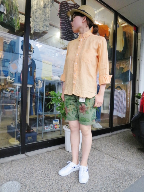 毎季・毎度の上質な大人のLINEN(麻)シャツ・・・By James Mortimer_d0152280_105402.jpg