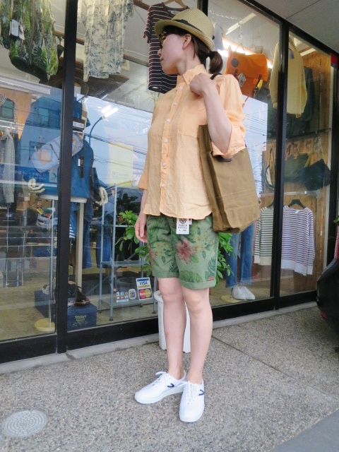 毎季・毎度の上質な大人のLINEN(麻)シャツ・・・By James Mortimer_d0152280_10543159.jpg