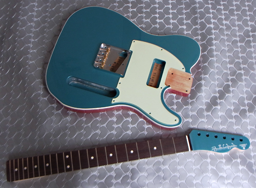 「Cool Turquoise MetallicのSTD-T」の塗装が完了です!_e0053731_16105530.jpg