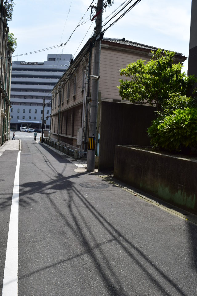 山口県下関市の南部町郵便局(建築家・三橋四郎設計作品再見)_f0142606_732694.jpg