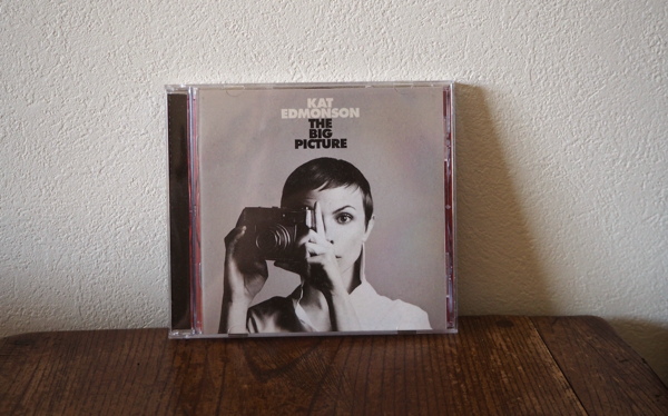 ラジオで知った最近のヘビロテ盤（Kat Edmonson/THE BIG PICTURE）_d0027243_13195575.jpg