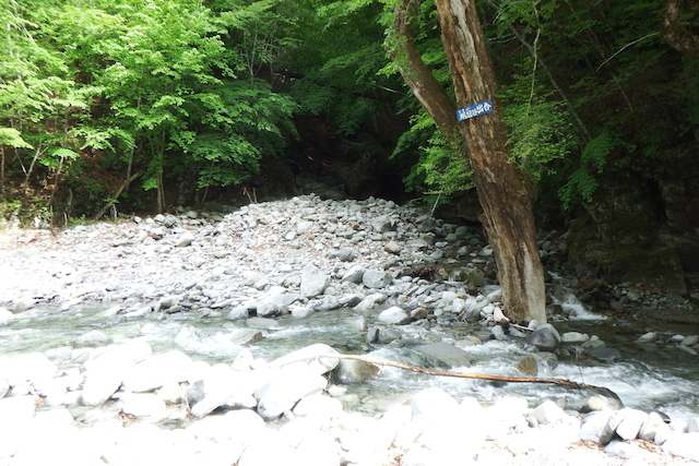 帰小屋_c0369344_07241137.jpg