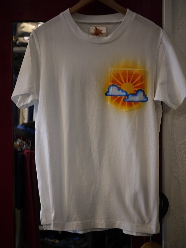 『Nasngwam/ナスングワム』エアブラシ　TEE　SUN＆CLOUD　BOGOLANFINI_a0119505_12454298.jpg