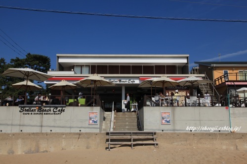 Beach Cafe_a0333661_08125412.jpg