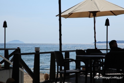 Beach Cafe_a0333661_08142181.jpg