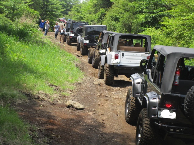 Jeep を楽しもう 4WD Low 入れてみよう オフロード&BBQ&キャンプ 走行会 _b0123820_18474935.jpg