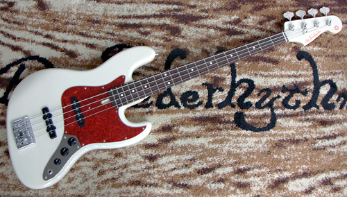 「Vintage WhiteのStandard-J 2本目」が完成しました!_e0053731_15565646.jpg