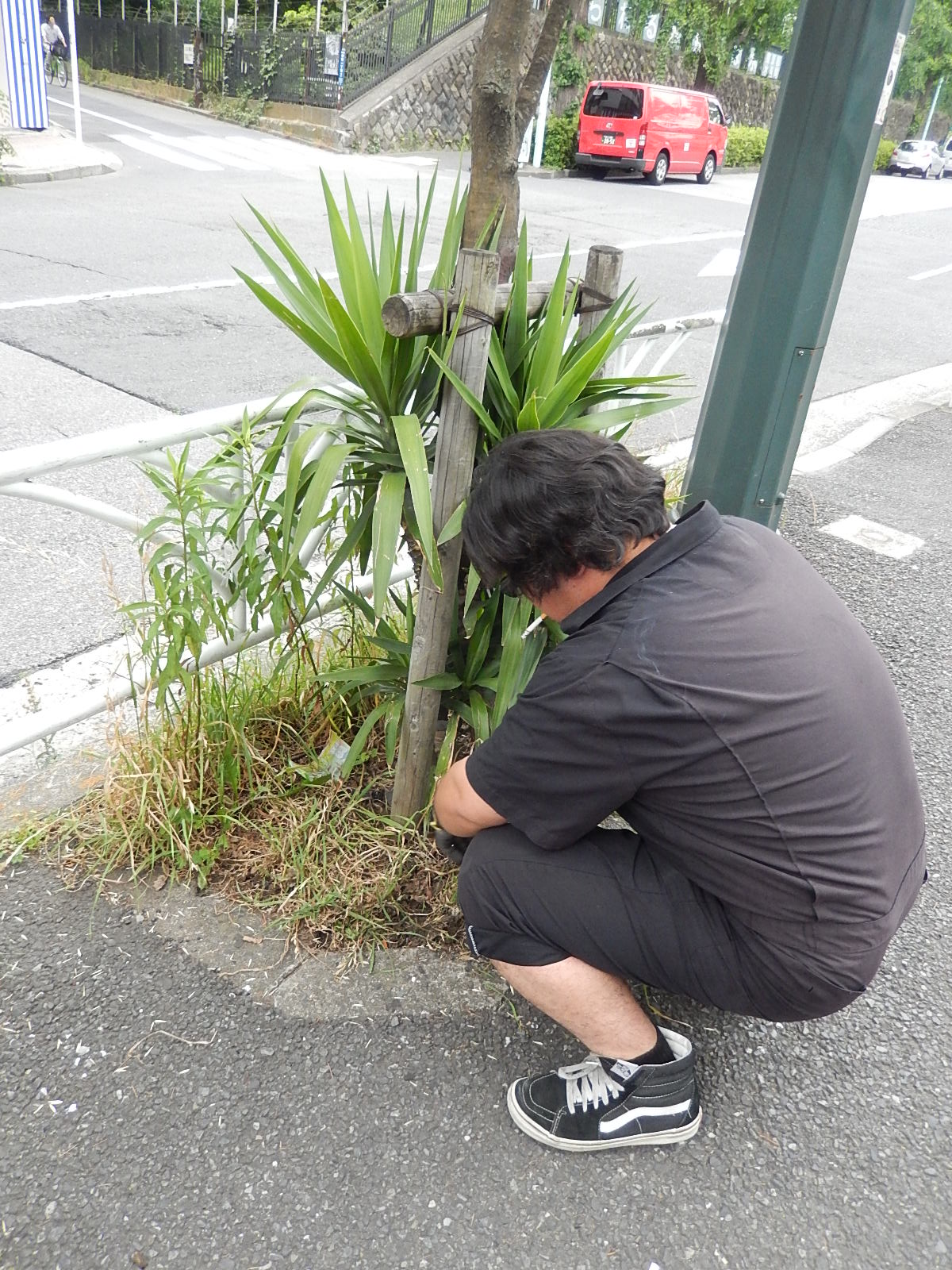 5月25日 渋谷 原宿 の自転車屋 FLAME bike前です_e0188759_1529337.jpg