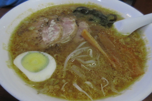 三宅で、ランチ_c0204385_23473156.jpg