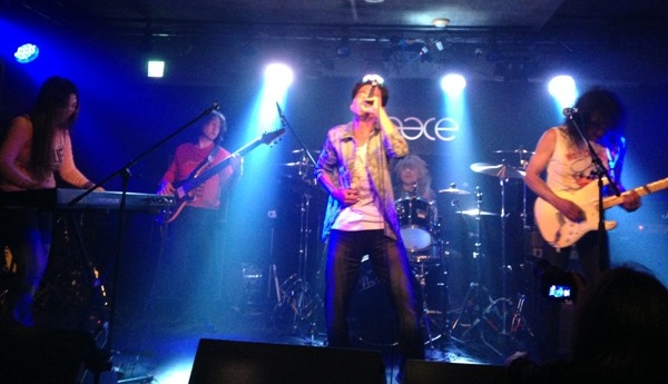 5月3日、カラフルハードロックフェスvol.1のライブレポ♪_e0188087_21361584.jpg