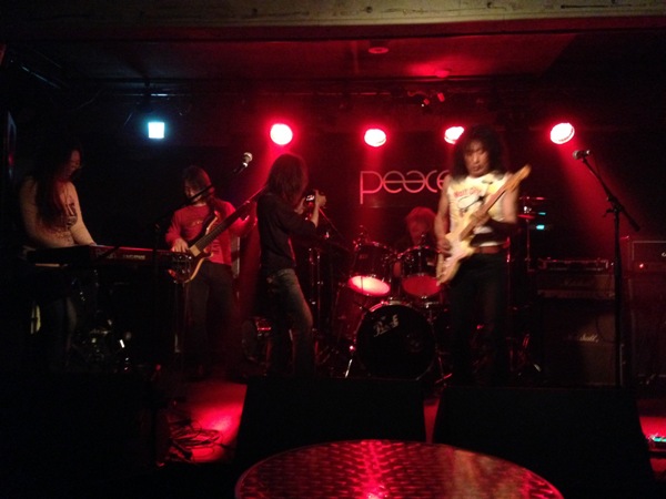 5月3日、カラフルハードロックフェスvol.1のライブレポ♪_e0188087_21412472.jpg