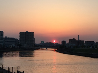 夕暮れに想うこと_a0039600_192152.jpg