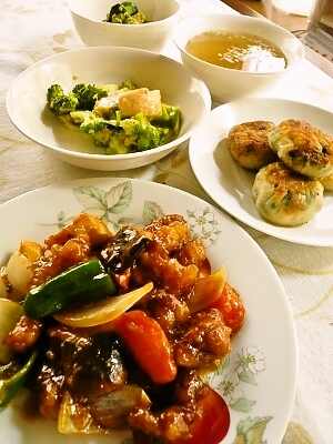 5月のカフェ&スイーツ 大人気酢豚!_d0138307_23434840.jpg