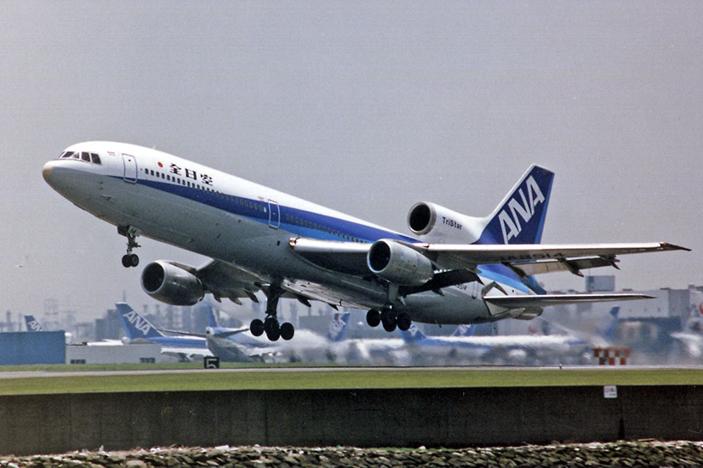 ANA 全日空 トライスター 悪かっ L-1011 退役記念ネクタイピン ANA 全日空 トライスター 悪かっ L-1011 退役記念ネクタイピン