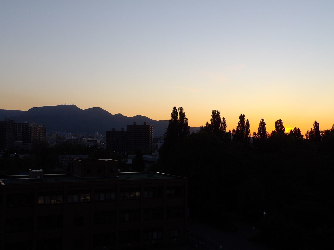 山が近い_c0025115_19530507.jpg