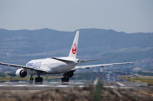 Airplane  ～大阪国際空港～_c0235725_22401254.jpg