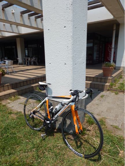 優雅な休日の過ごし方…(5月27日の走行 続き)_b0136045_15404141.jpg