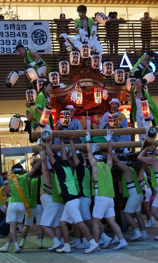 御影クラッセだんじり広場にて_b0063958_22313216.jpg