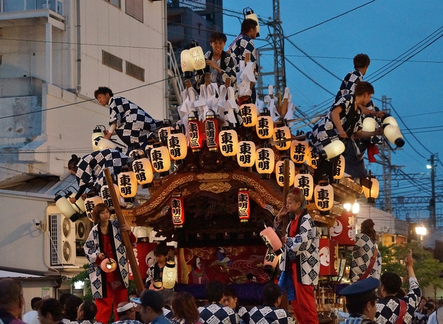 御影クラッセだんじり広場にて_b0063958_2239829.jpg