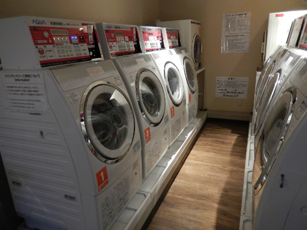 外国客に人気と噂の新宿区役所前カプセルホテルに泊まってみた ニッポンのインバウンド 参与観察 日誌 外国客に人気と噂の新宿区役所前カプセルホテルに泊まってみた ニッポンのインバウンド 参与観察 日誌