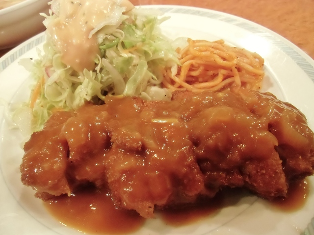 洋食ゲンジでチキンカツ_b0063958_19305427.jpg