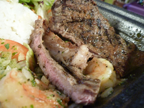 Champion\'s Steak ＆Seafood（チャンピオンズ ステーキ＆シーフード）_c0152767_2212441.jpg