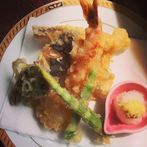 タケノコの天ぷらとタケノコ汁。_d0182179_19423330.jpg