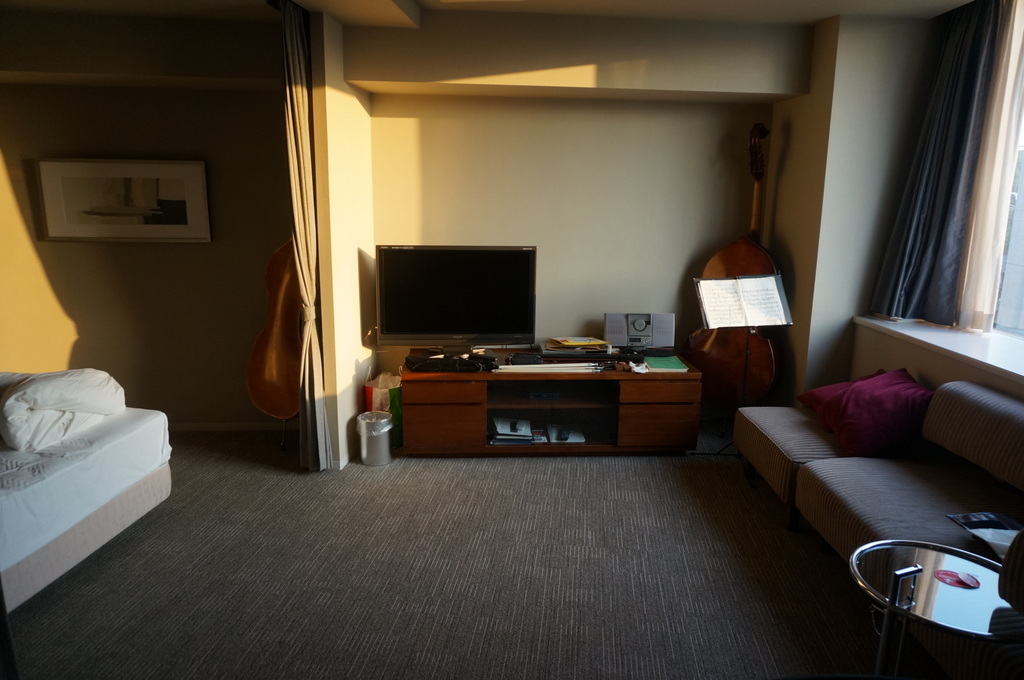 @ベルリン帰国日記 日の出と筍。_c0180686_00175201.jpg