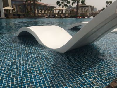 ハイアットリージェンシー ドバイ クリーク ヘイツのプールに便乗しました どこまでも便乗旅行記 ハイアットリージェンシー ドバイ クリーク ヘイツのプールに便乗しました どこまでも便乗旅行記