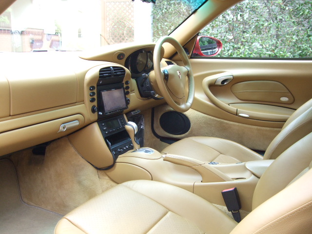 ★入庫情報!02yポルシェ911(996)Targa_a0219461_1311694.jpg