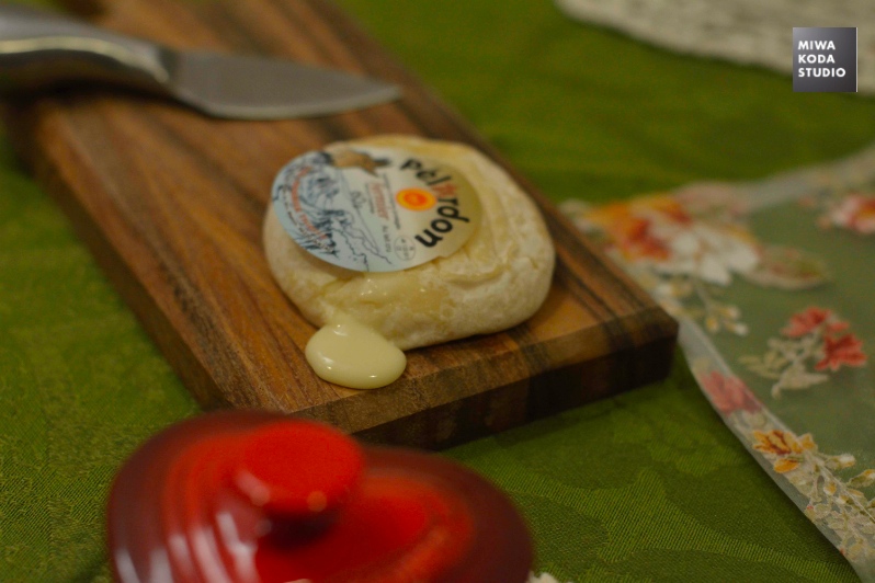 May 30, 2015 ロワールのテーブル：チーズボード Table for Loire: Cheese Board_a0307186_7395016.jpg
