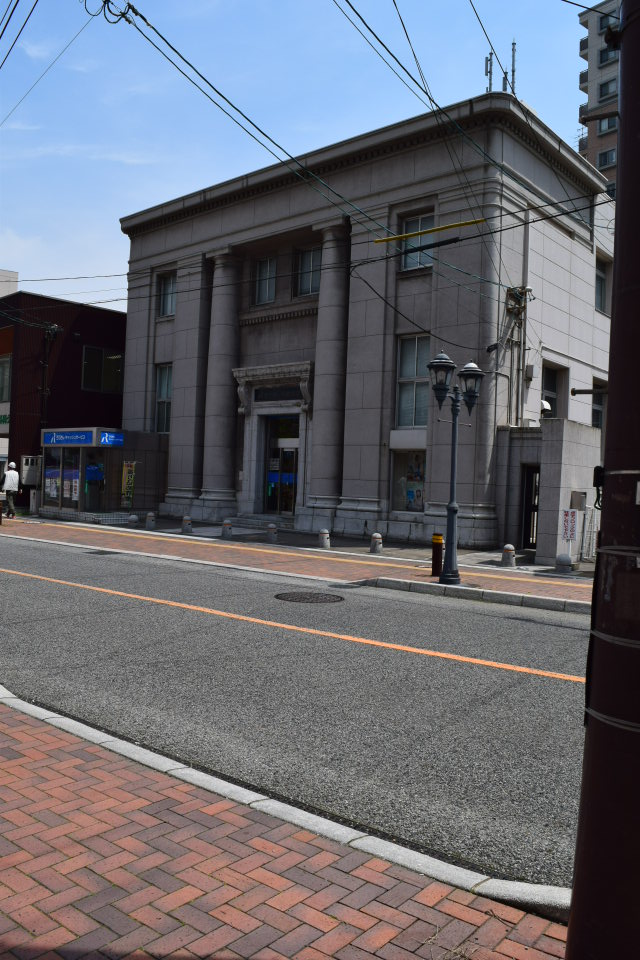 旧不動貯金銀行下関支店(建築家・関根要太郎作品再見)_f0142606_6175790.jpg