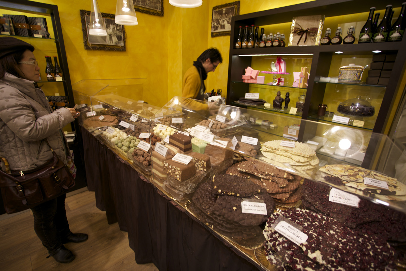 Lucca　ルッカ　チョコレート店　イタリア_e0127948_2240307.jpg