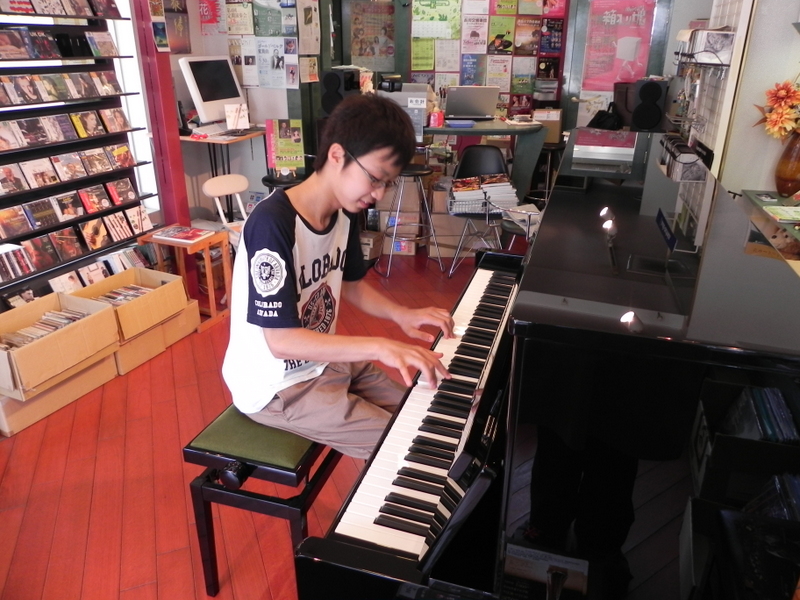ビバ! 中央高校音楽科さん。そして明日は。_e0046190_17123731.jpg