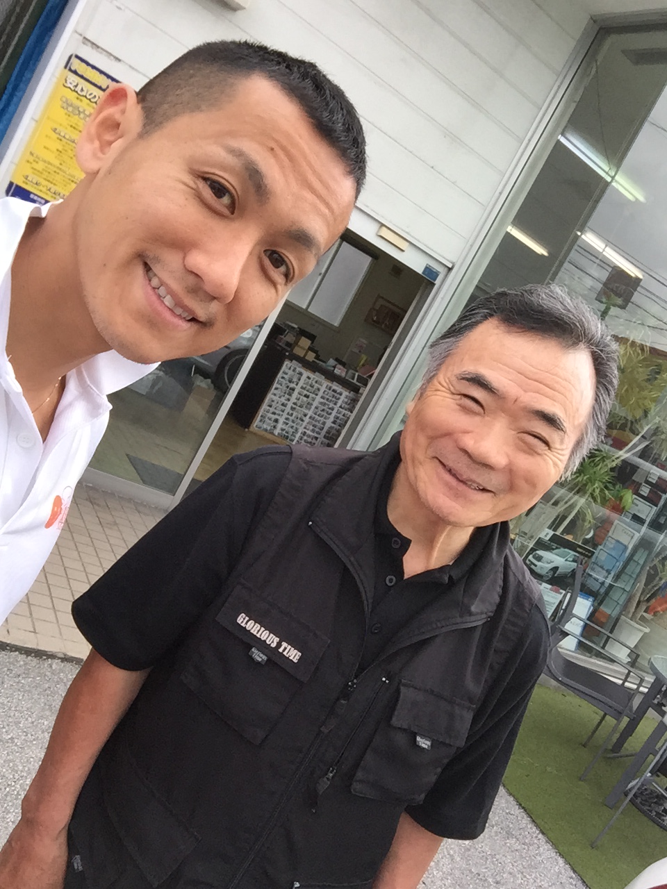 日曜日です!ランクルハマーの社長ブログ_b0127002_1993038.jpg