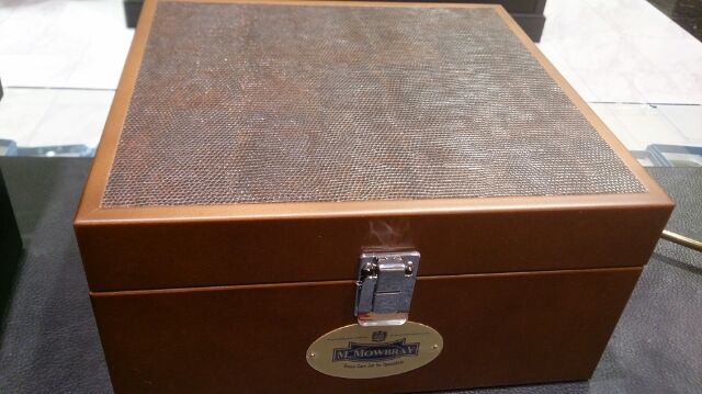 大人気限定BOX!_b0226322_11194470.jpg