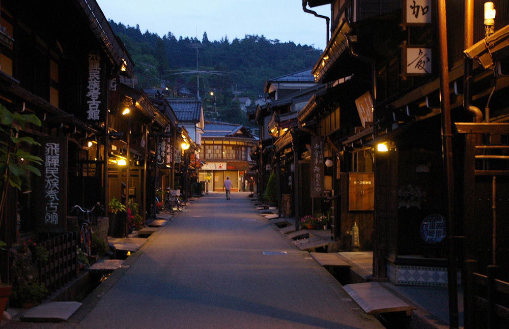 日本の原風景　各地に　「小京都」と名乗る全国45のまち_d0328255_22372139.jpg