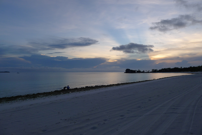 Amanpulo アマンプロ 2015 -24　スパ、今日の夕日_c0147790_1452490.jpg