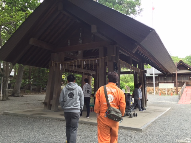 6月2日(火)山本が送ります TOMMYの1日 ランクル アルファード ハマー_b0127002_1811958.jpg