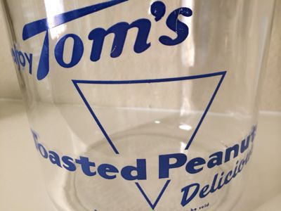 Tom\'s Peanuts Jar_b0171411_1114172.jpg